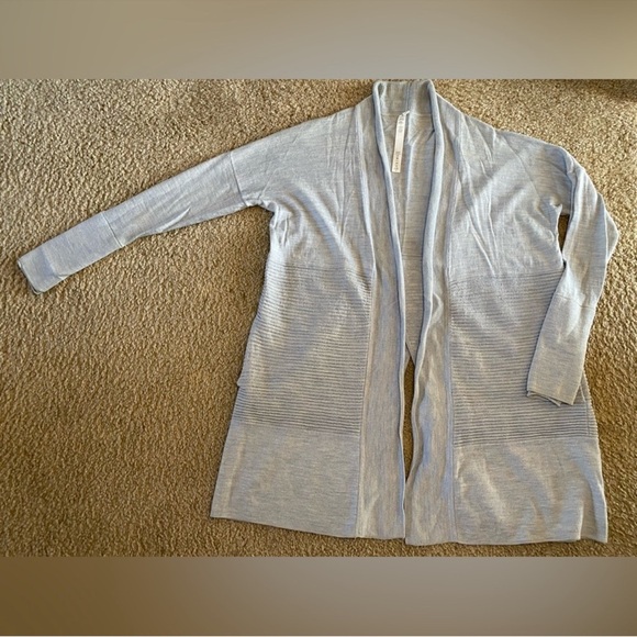 Lululemon Sit In Lotus Wrap II Merino Wool Open Cardigan Sweater Size 6 - Picture 3 of 7